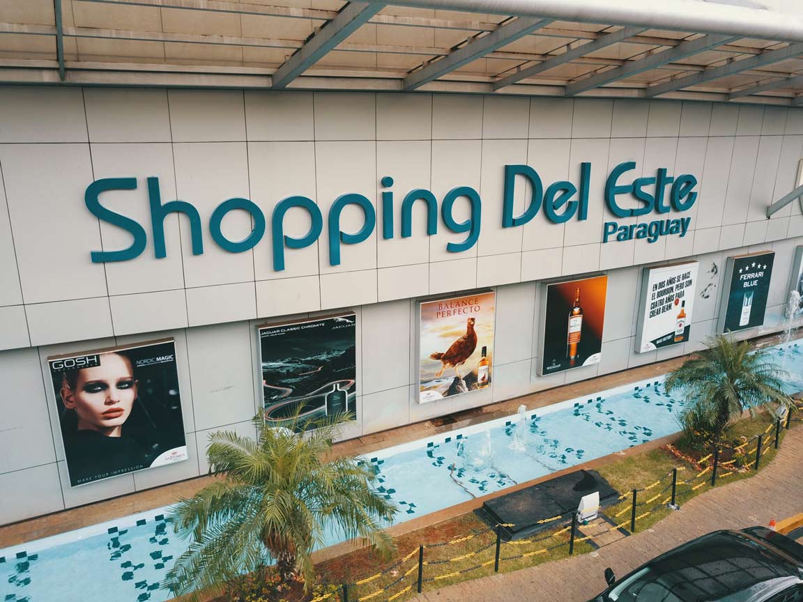 Facade of Shopping del Este in Paraguay