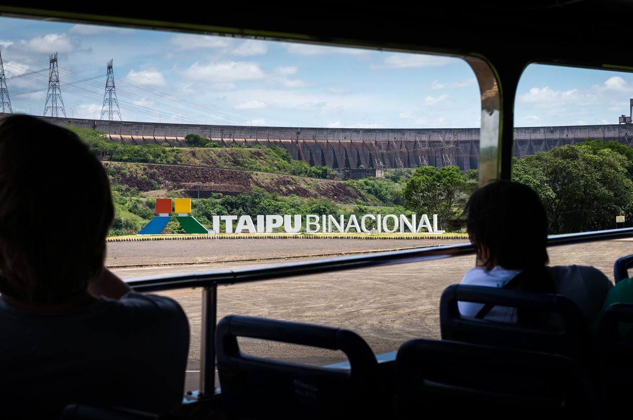 Experience tourism at the Itaipu Power Plant