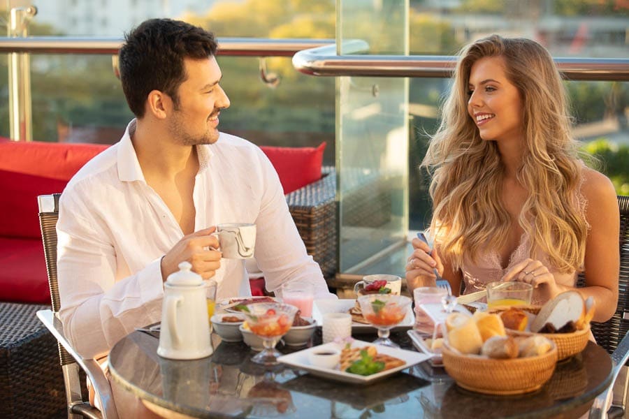 Sunrise Experience - Café da manhã romântico e um dos motivos de se hospedar no Del Rey Quality Hotel