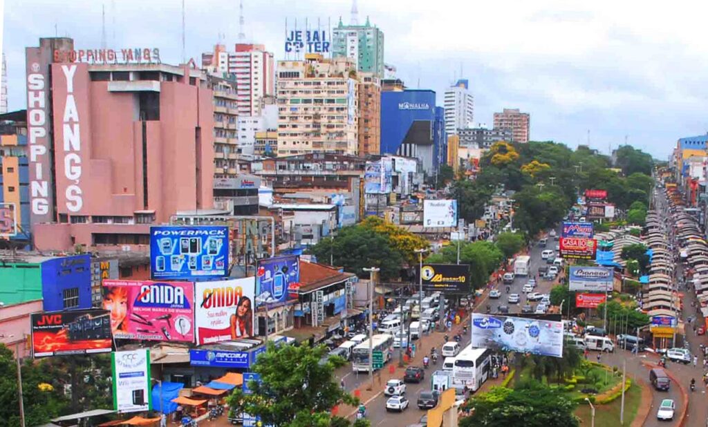 Como Atravessar a Ponte da Amizade e dicas