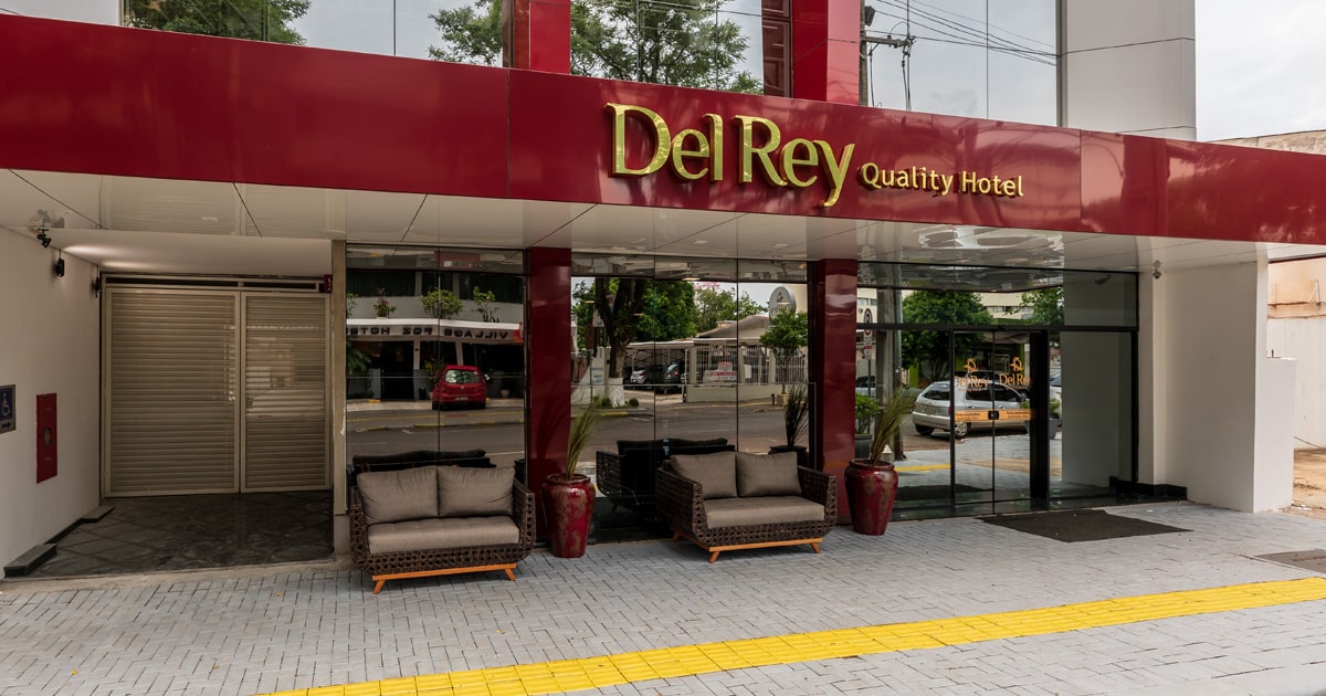 Fachada Hotel Del Rey